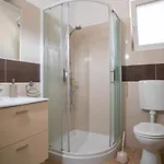 Casa de Férias Family Friendly House With A Swimming Pool Rovinjsko Selo, - 24401